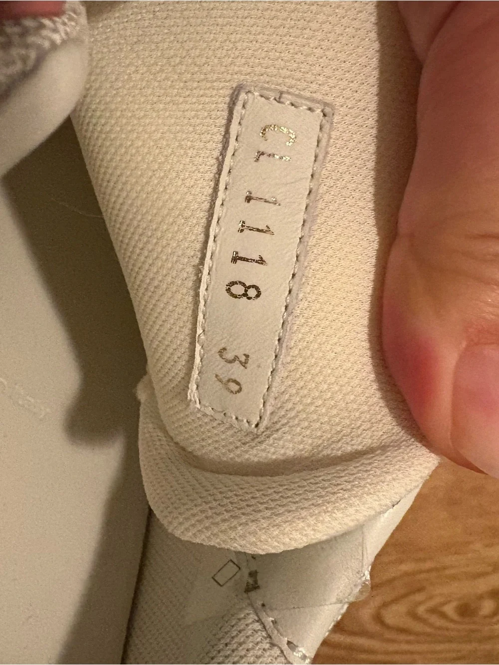 Louis Vuitton Run Away Woman Sneakers